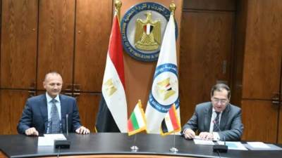 وزير البترول يبحث مع نظيره البلغارى التعاون فى مجالات الغاز والطاقة