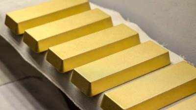 الذهب يستقر قبيل إعلان بيانات وظائف أمريكية