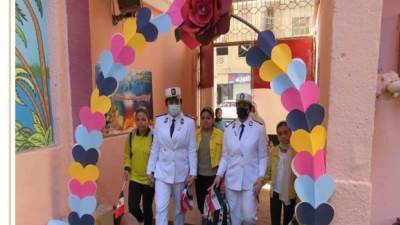 في لفتة طيبة.. وزارة الداخلية تهدي أولاد الشهداء حقائب مدرسية 