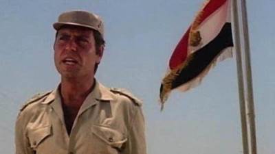 حسين فهمي: فقدنا شخصين أثناء تصوير فيلم "الرصاصة لا تزال في جيبي" بسبب الألغام