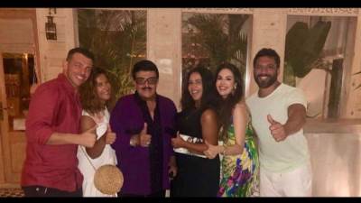 إيمي سمير غانم لوالدها: ربنا يرحمك يا بسبوس.. حبيبي وأبويا وابني