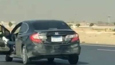 «كلاكيت ثاني مرة» سائق متهور يعرض حياة المواطنين للخطر.. تم القبض عليه