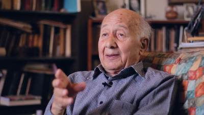 في ذكرى ميلاده.. «جوجل» يحتفل بالمؤرخ المصري مصطفى العبادي