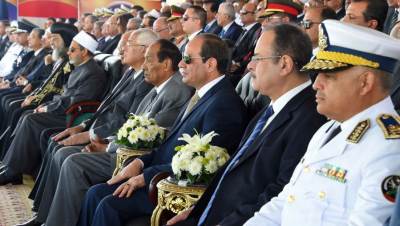 خريجو كلية الشرطة يؤدون اليمين القانونية أمام الرئيس السيسي