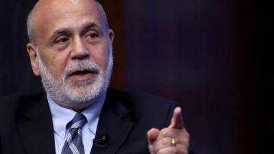 فائز بـ"نوبل للاقتصاد" يقدم "روشتة"  لتفادي أزمة مالية جديدة