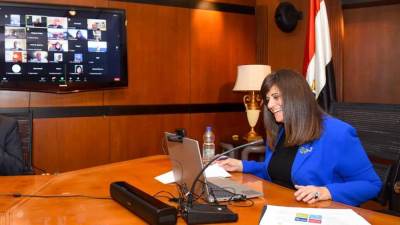 وزيرة الهجرة تلتقي مستثمرين لبحث آليات تأسيس شركة استثمارية للمصريين بالخارج