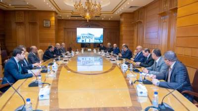 وزير قطاع الأعمال: حريصون على التكامل وتعظيم العائد من الموارد الوطنية المتاحة