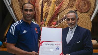 ديلفورد الأمريكية تمنح"  سيد عبدالحفيظ" الدكتوراه الفخرية