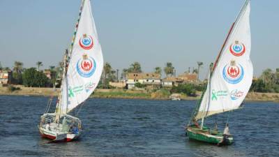 «الصحة» تضيء برج القاهرة باللون الأخضر احتفالا باليوم العالمي للصحة النفسية