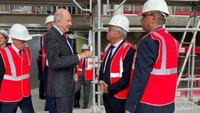 عاشور يتفقد "بيت مصر" بباريس ويشهد الاحتفال بانتهاء الأعمال الإنشائية