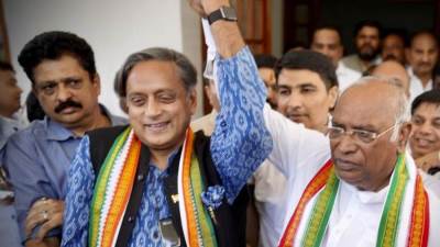 حزب المؤتمر الهندي ينتخب أول زعيم له لا ينتمى لأسرة غاندي منذ عقدين