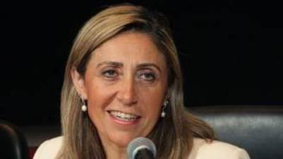 وزيرة الثقافة: مصر ستظل حائط الصد وحاملة راية الإبداع والثقافة 