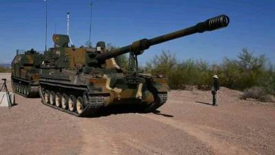 هل دقت ساعة الحرب؟.. قاذفات أمريكية تهبط في جوام "لطمأنة الحلفاء"