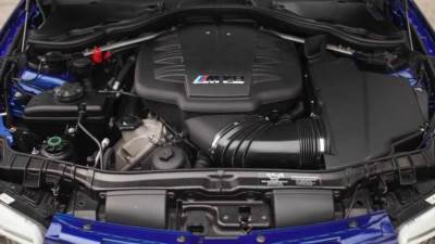 يدل على وجود مشكلة.. أسباب اهتزاز المحرك عند بداية تشغيل السيارة