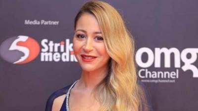 111 الف جنيه.. سعر فستان منة شلبي في مهرجان الفضائيات العربية