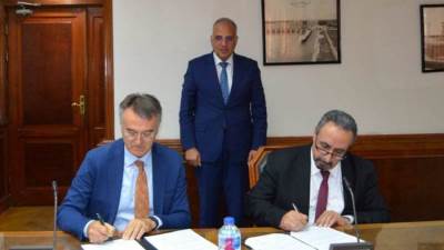 سويلم يشهد توقيع إتفاق مشروع "برنامج تدريب المياه الإيطالى المصرى- المعرفة المائية"