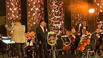 السن يابني معلش.. تعليق محمد الحلو بعد نسيان كلمات أغنيتة