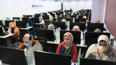 التنظيم والإدارة يبدأ اختبارات المتقدمين لشغل وظيفة معلم فصل