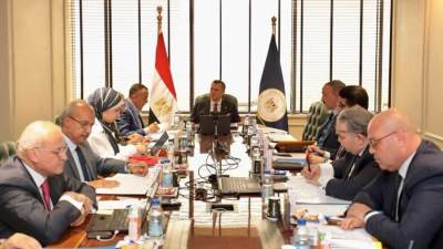 وزير السياحة يترأس اجتماع مجلس ادارة المجلس الأعلى للآثار