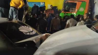 حادث مروع.. تصادم عدة سيارات بالطريق الإقليمي في الشرقية