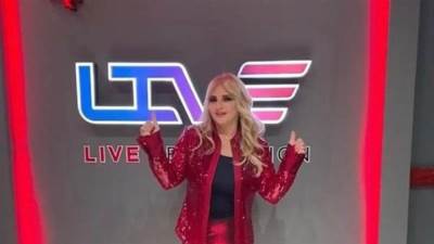 العو حضر.. ندى بسيوني تحتفل بتتويج الأهلي بالسوبر المصري