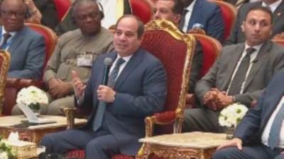 الرئيس السيسي يقدم التحية للقطاع الخاص على مبادرة زيادة الأجور