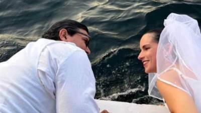 بالصور.. ممثل مكسيسكي شهير يحتفل بزواجه على ضفاف النيل في أسوان