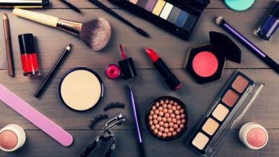 كيفية التعرف على مستحضرات التجميل المحتوية على مركبات كيميائية فلورية