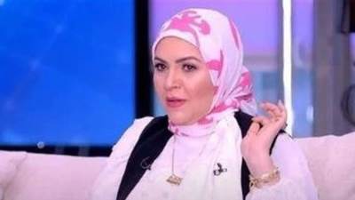 طليقة زوجي قاعدة معايا.. منال عبداللطيف تتصدر تريند جوجل عقب تصريحاتها الأخيرة