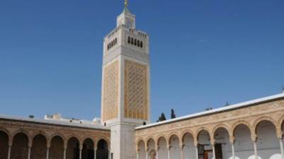 مساجد تونس تقيم صلاة الاستسقاء مع تواصل انحباس الأمطار