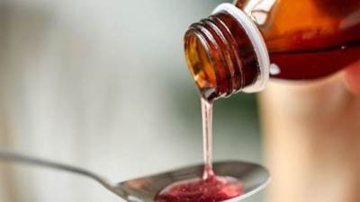 أدوية سعال في الصيدليات تسبب الوفاة.. هيئة الدواء تحسم الأمر