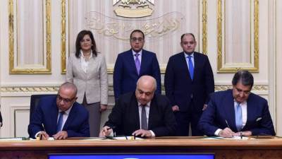 مدبولي يشهد توقيع بروتوكول تعاون بشأن إنشاء وتشغيل منصة" مصر الصناعية الرقمية" 