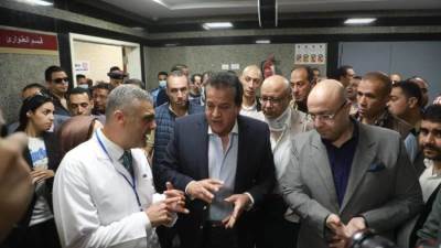 الصحة: فتح تحقيق في مطالبة المرضى بشراء المستلزمات الطبية بمستشفى اهناسيا 