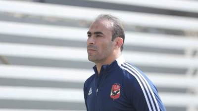 "عبد الحفيظ" يكشف موعد راحة النادي الأهلي والودية القادمة