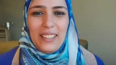 أول طبيبة مصرية يتم دعوتها لتدريب اﻷطباء على إزالة اﻷورام بالمنظار بأميركا