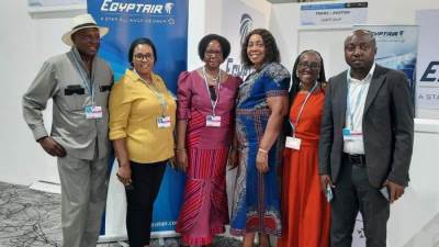 توافد ضيوف قمة المناخ على جناح مصرللطيران بالمنطقة الزرقاء بشرم الشيخ