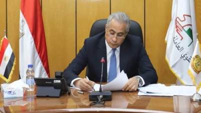 وزير القوى العاملة يوجه بتعديلات عاجلة على لوائح المركز القومي للسلامة والصحة
