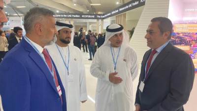 «العاصمة الإدارية للتنمية العمرانية»و«بيئة الاماراتية» يستعرضان جوانب التعاون بين الشركتين