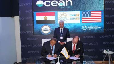 وزير التعليم العالي يشهد توقيع تعاون لمعهد علوم البحار ويتفقد جناح المحيطات