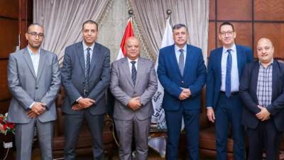 البترول توقع بروتوكول مع ميناء دمياط لتحديد شروط استيراد البوتاجاز