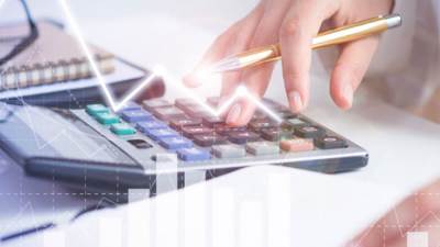 الضرائب: جميع أصحاب المهن الحرة ملزمون بالتسجيل في منظومة الفاتورة الإلكترونية وأخر موعد 15 ديسمبر 2022