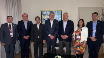 قمة المناخ.. وزير الزراعة يبحث مع نظيره الأسترالي آفاق التعاون المشترك