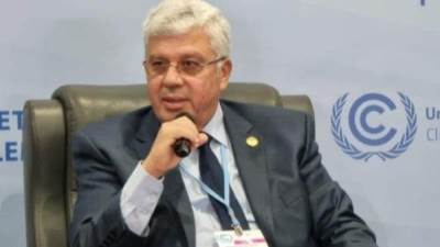 وزيرا التعليم العالي والبيئة يشاركان في افتتاح فعاليات "يوم العلم"