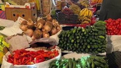 اسعار الخضروات والفاكهة اليوم الأحد بالأسواق 