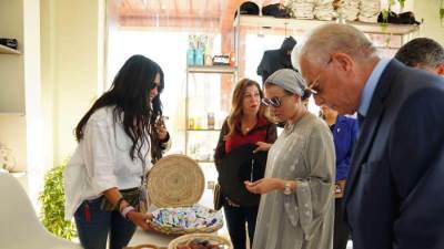 وزيرة البيئة ومحافظ جنوب سيناء يفتتحان معرض لمنتجات القائمة الخضراء لحملة إيكو ايجيبت