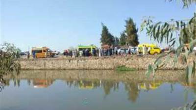 بينهم طفل.. استخراج 3 ضحايا جدد من حادث غرق أتوبيس الدقهلية وجارى البحث عن آخرين