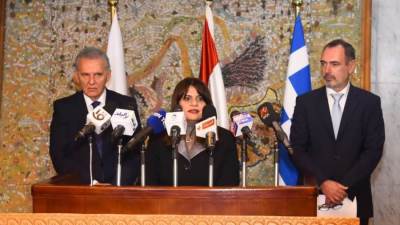 وزيرة الهجرة ونظيريها القبرصي واليوناني يعقدون مؤتمر صحفي لإعلان نتائج الاجتماع حول "نوستوس"