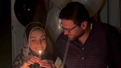 رسالة مؤثرة من أحمد لسلمي زوجته بعد وفاتها بالسرطان.. والنبي إدعو لها