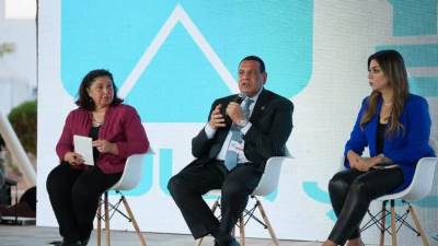 قمة المناخ.. آمنة: توجيهات رئاسية لبناء أسواق حضارية بالمحافظات لتوفير السلع للمواطنين