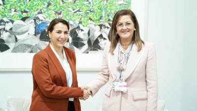 قمة المناخ.. السعيد تلتقي وزيرة التغير المناخي بالإمارات لبحث سبل التعاون
